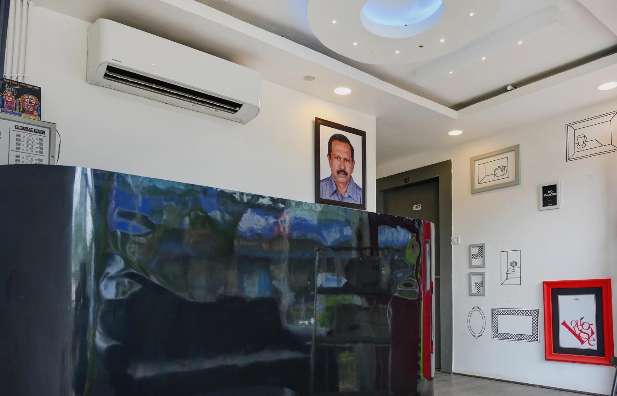 Super Town House Hi5 Aditya International Bhubaneswar Esterno foto