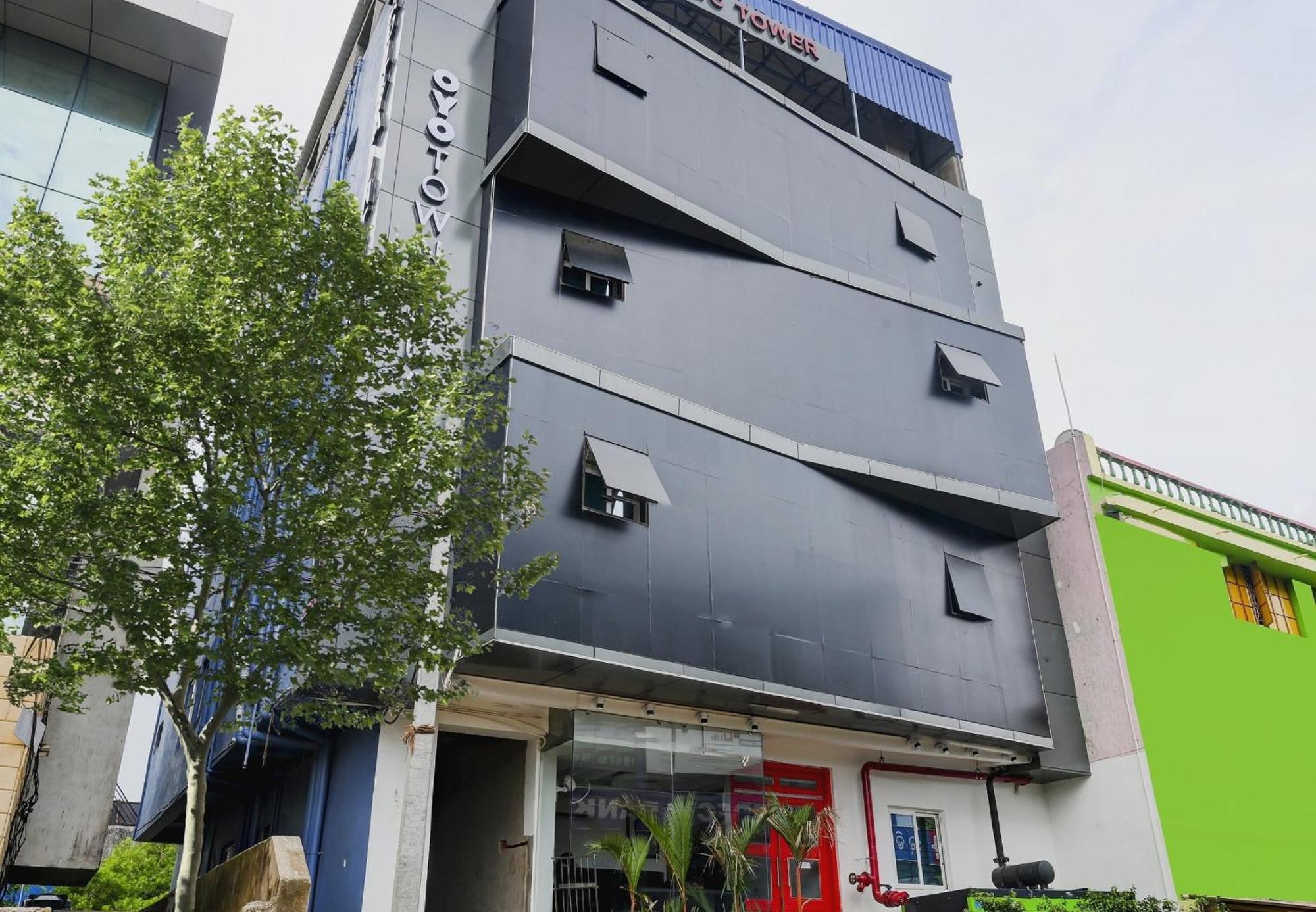 Super Town House Hi5 Aditya International Bhubaneswar Esterno foto